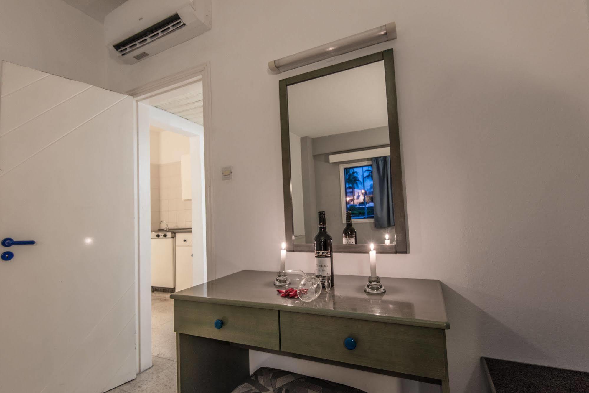 Cordelia Hotel Apartments Agia Napa Exterior foto